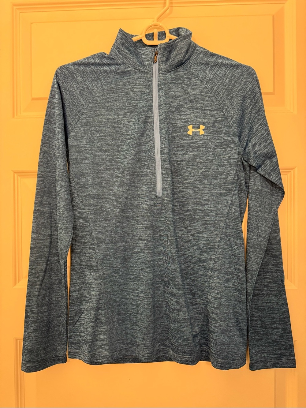 Under Armour Women’s Heathered Blue 1/4 Zip Pullover